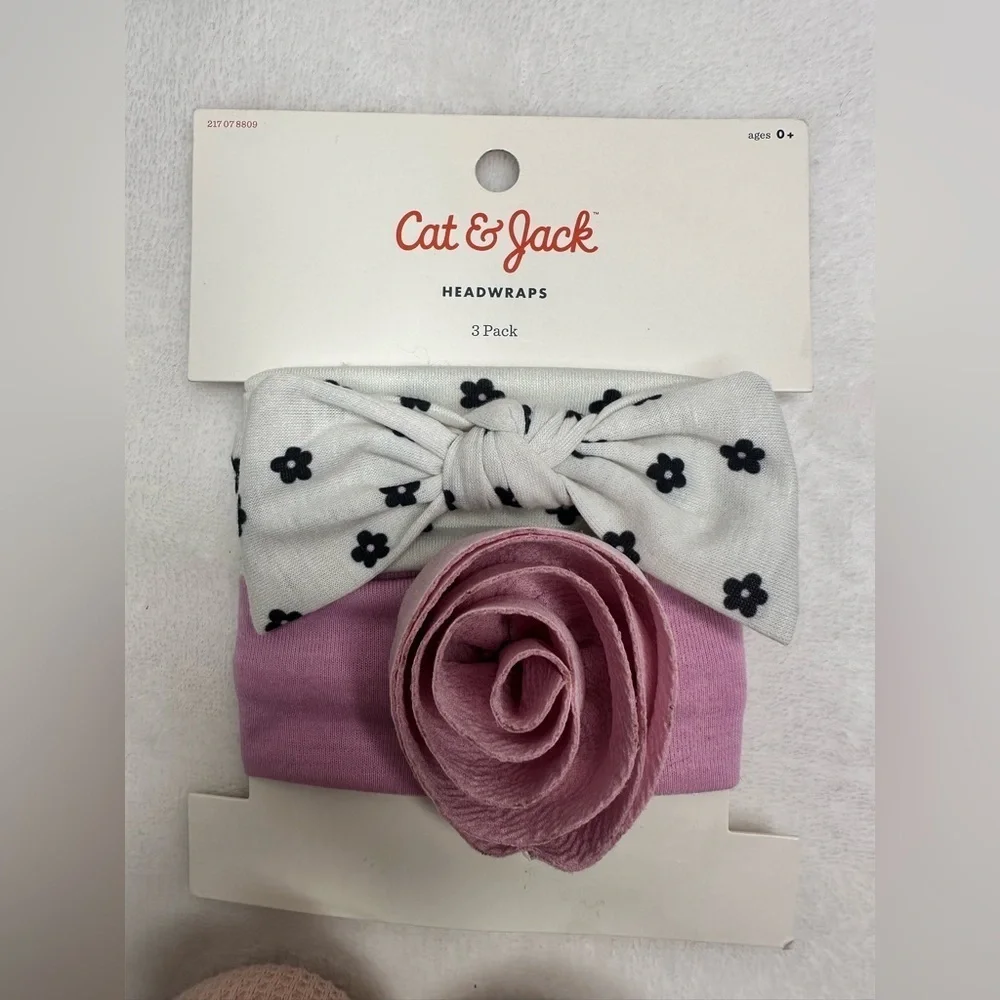 Baby New Born Mittens 2PK Baby Shoe & 2Headband  Baby Footie Carters Cat &Jack